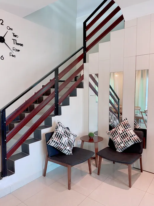 Ruangan santai homestay Gong Badak