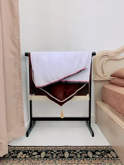Telekung solat wanita & sejadah tebal di homestay